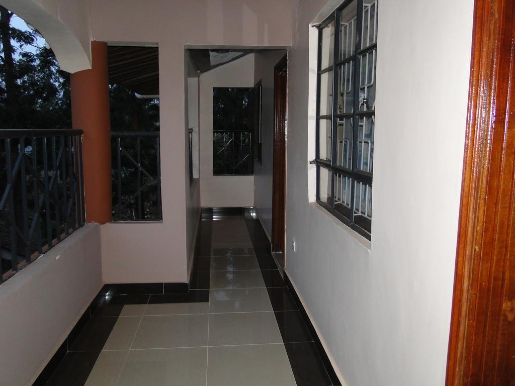 Easy Sleep Guesthouse Kitale Exterior photo